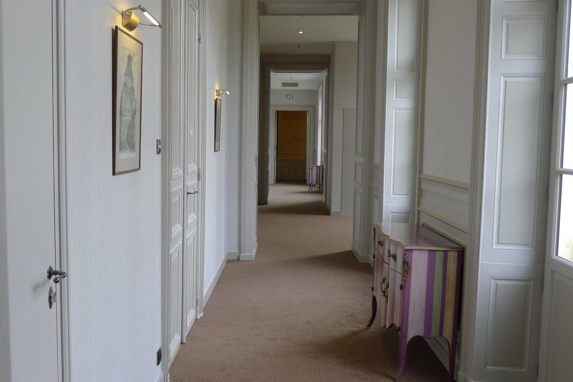 Chateau Sainte Sabine Bagian luar foto