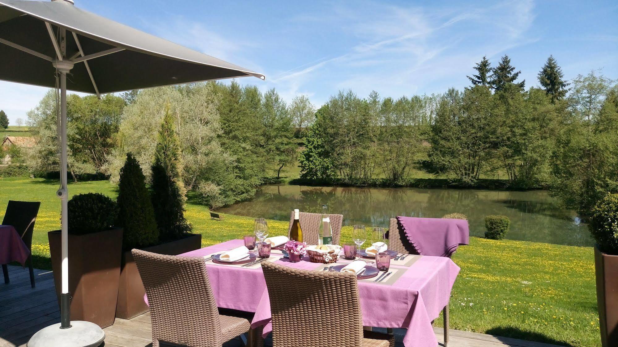Chateau Sainte Sabine Bagian luar foto